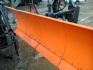 Нож снегоотвала